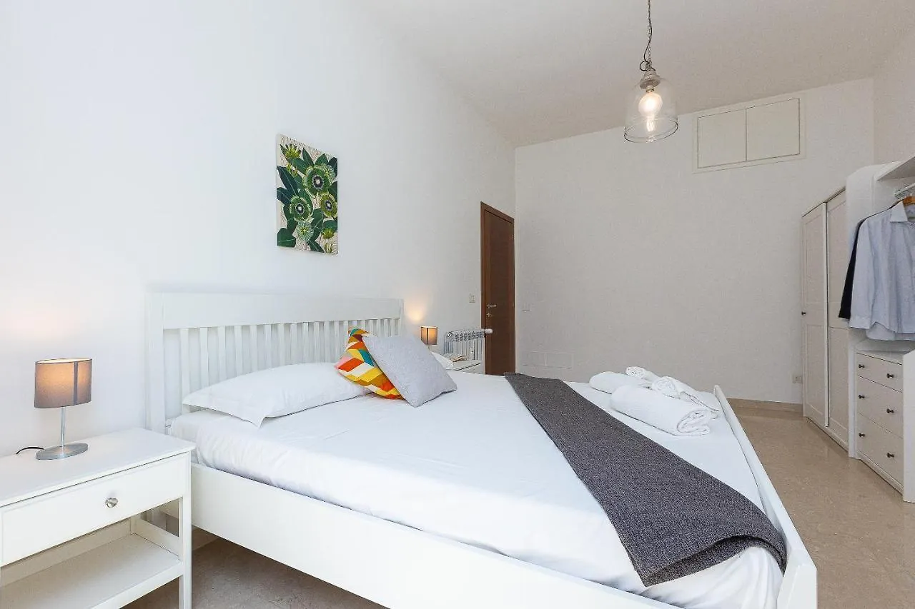 Cesare Apartment By Rental In Rome 0*,