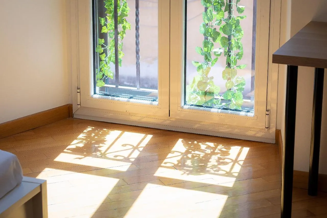 Cesare Apartment By Rental In Rome Italy