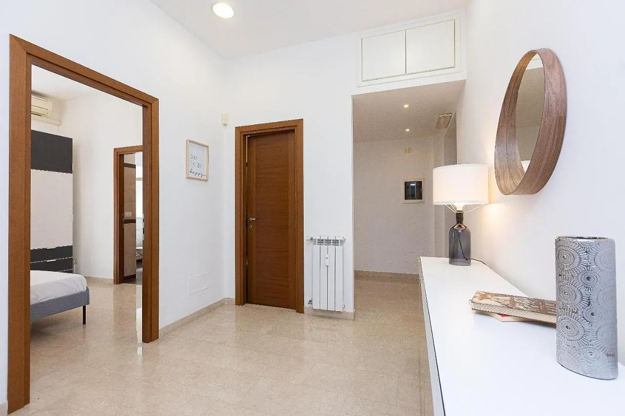 Cesare Apartment By Rental In Rome