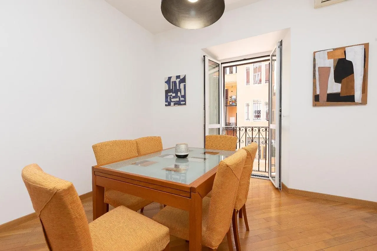 Cesare Apartment By Rental In Rome