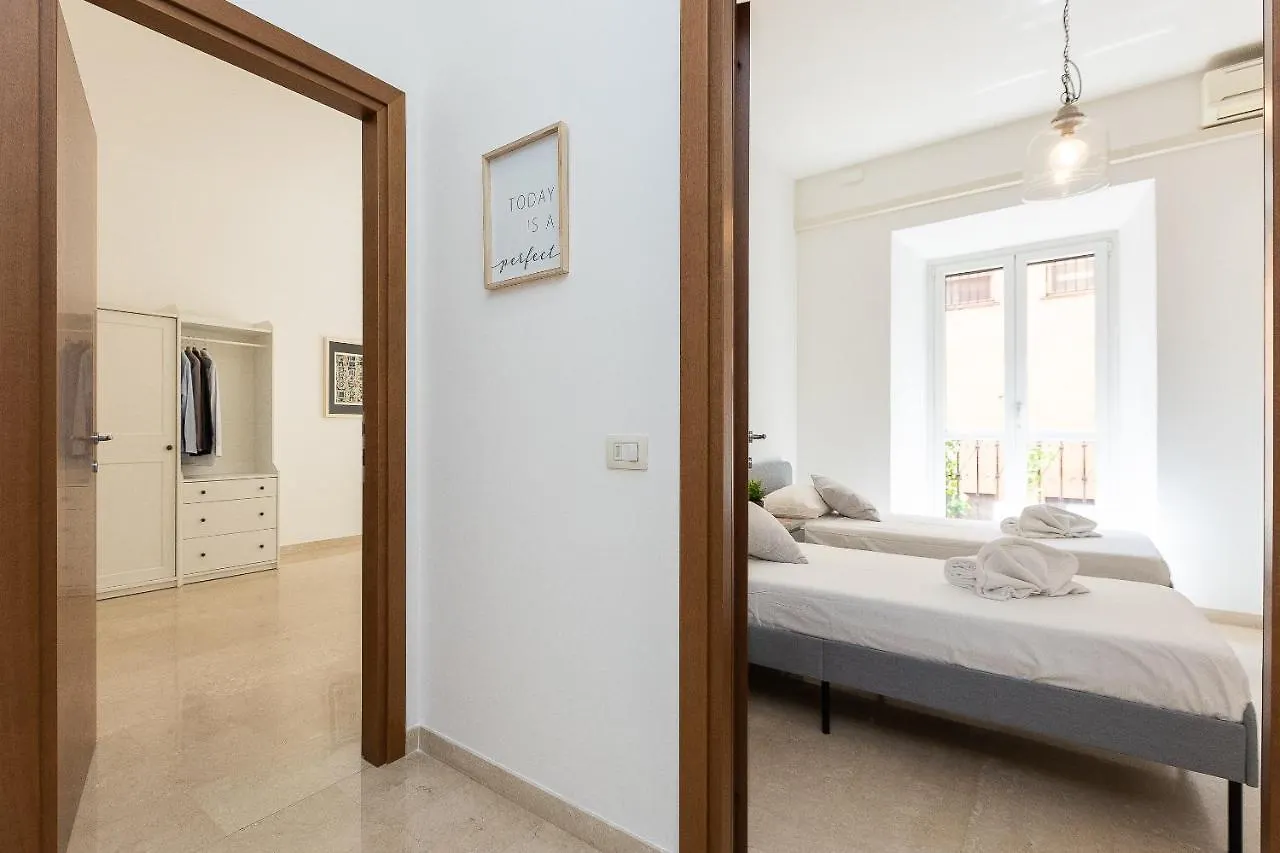 Cesare Apartment By Rental In Rome Italy