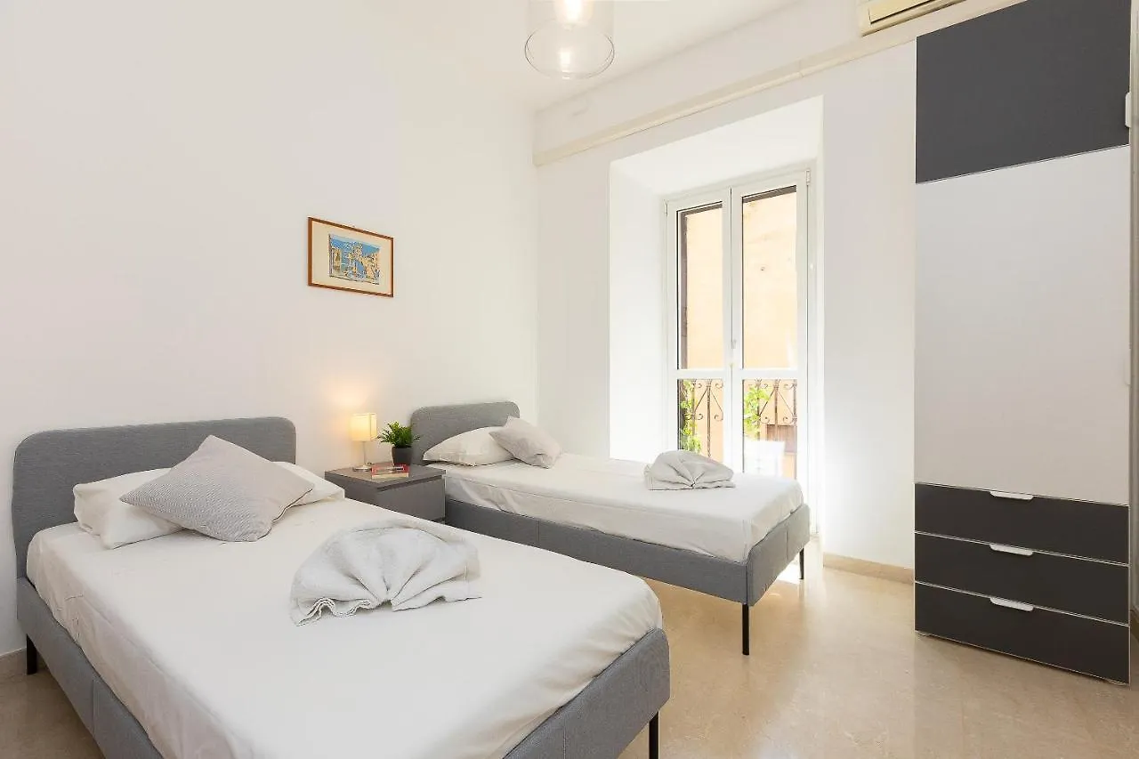 Cesare Apartment By Rental In Rome