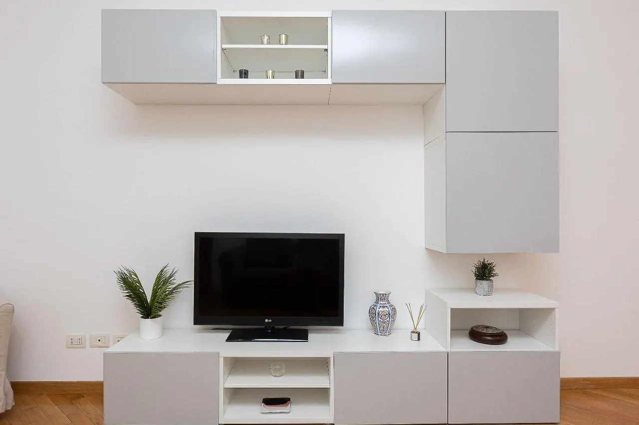 Cesare Apartment By Rental In Rome
