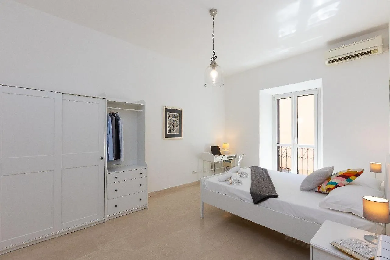 Cesare Apartment By Rental In Rome