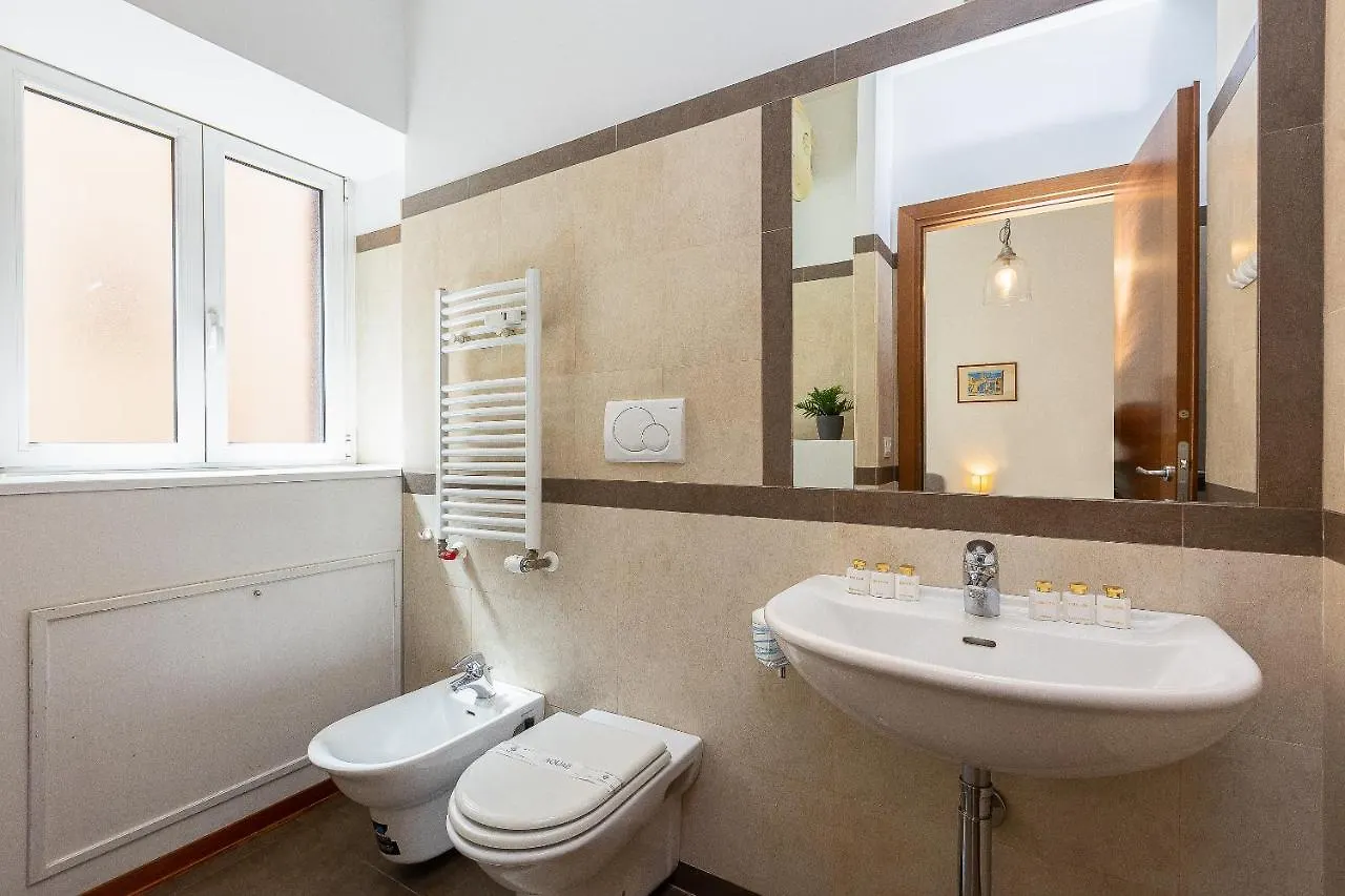 Cesare Apartment By Rental In Rome 0*,